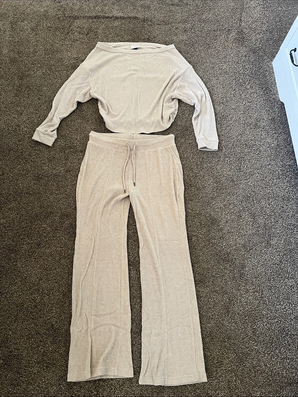 Universal Thread Ribbed Off-Shoulder Lounge Set in Light Beige